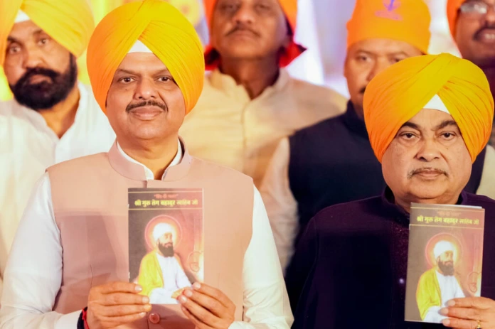 NBMarathi_CM_Devendra_Fadnavis_Nitin_Gadkari