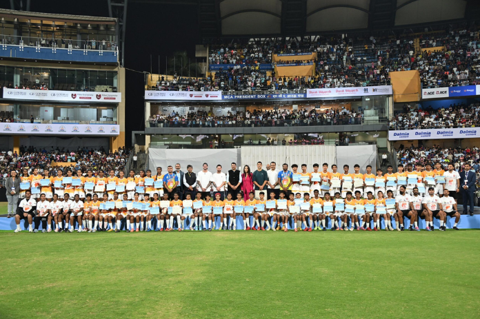 NBMarathi_Football_Maharashtra_Project_Mahadeva_CM_Devendra_Fadnavis_Lionel_Messi