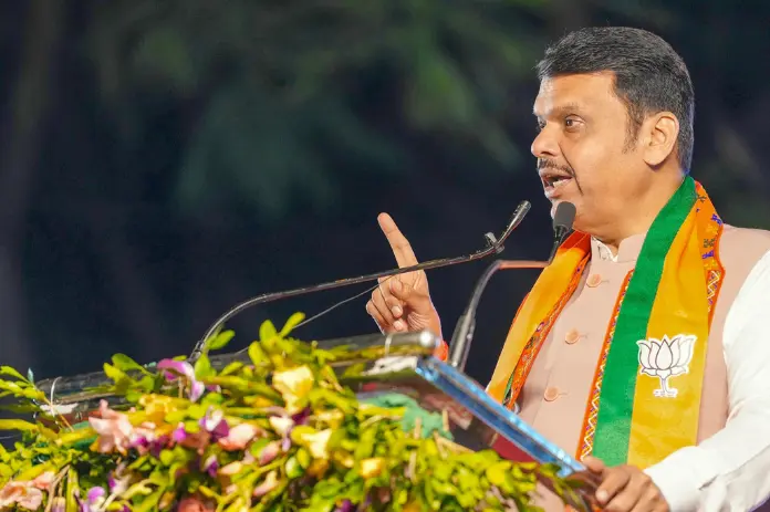 NBMarathi_DevendraFadnavis