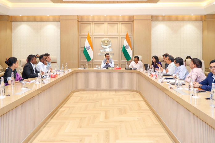 NBMarathi_DevendraFadnavis_PurandarAirport