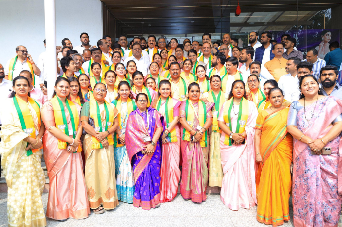 NBMarathi_GirishMahajan_NashikMayor