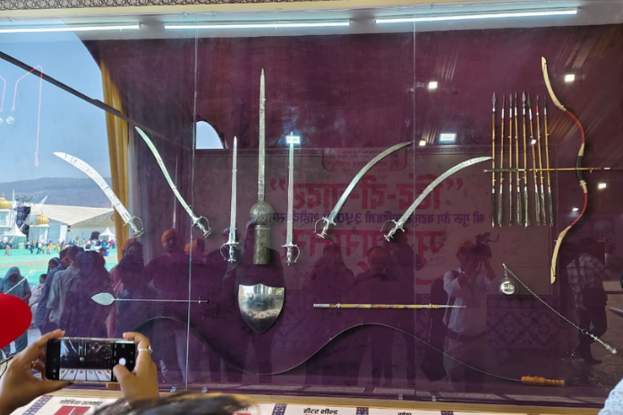 NBMarathi_HindDiChadar350Weapon